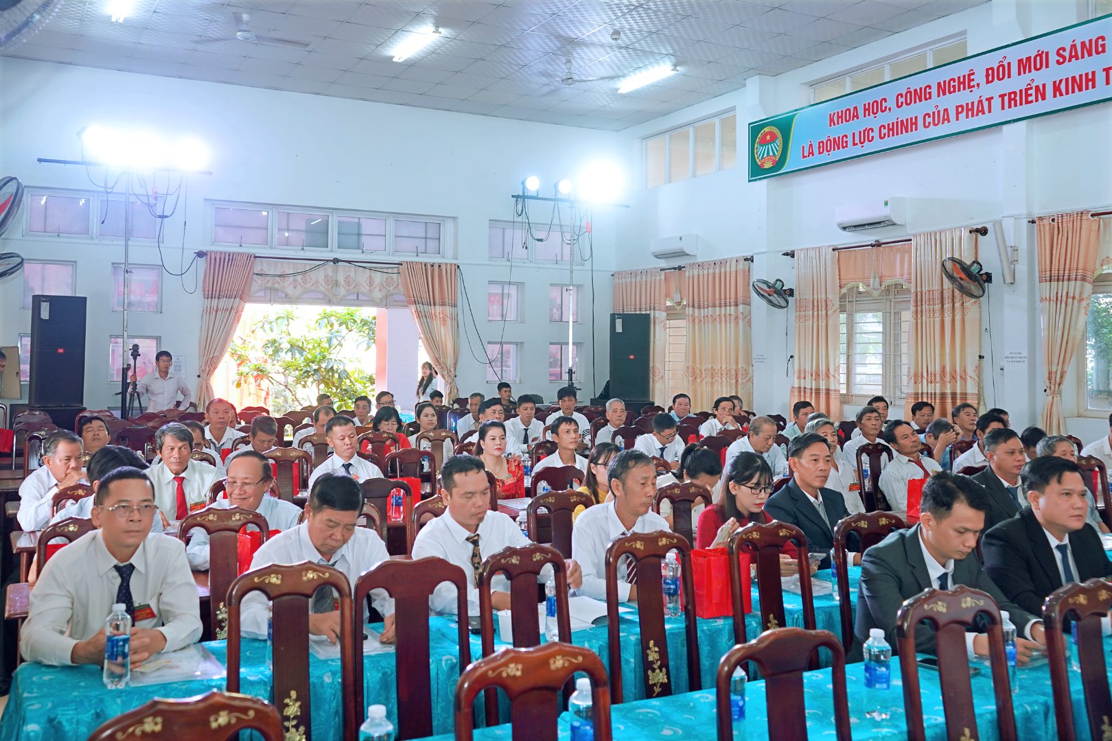 Kết nạp 205 hội viên mới, thành lập 3 chi hội nghề nghiệp